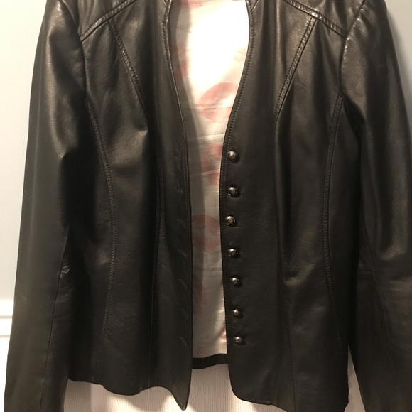 Danier leather coat size large - Picture 5 of 8